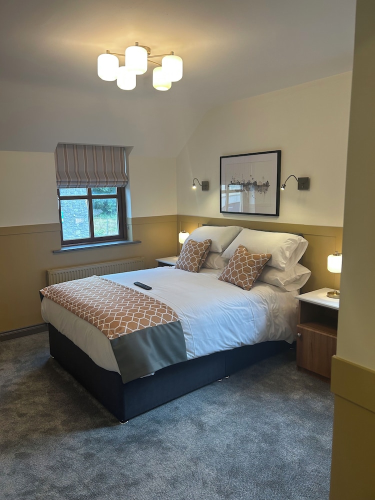 Dalys Inn - carbon neutral hotel in Duleek