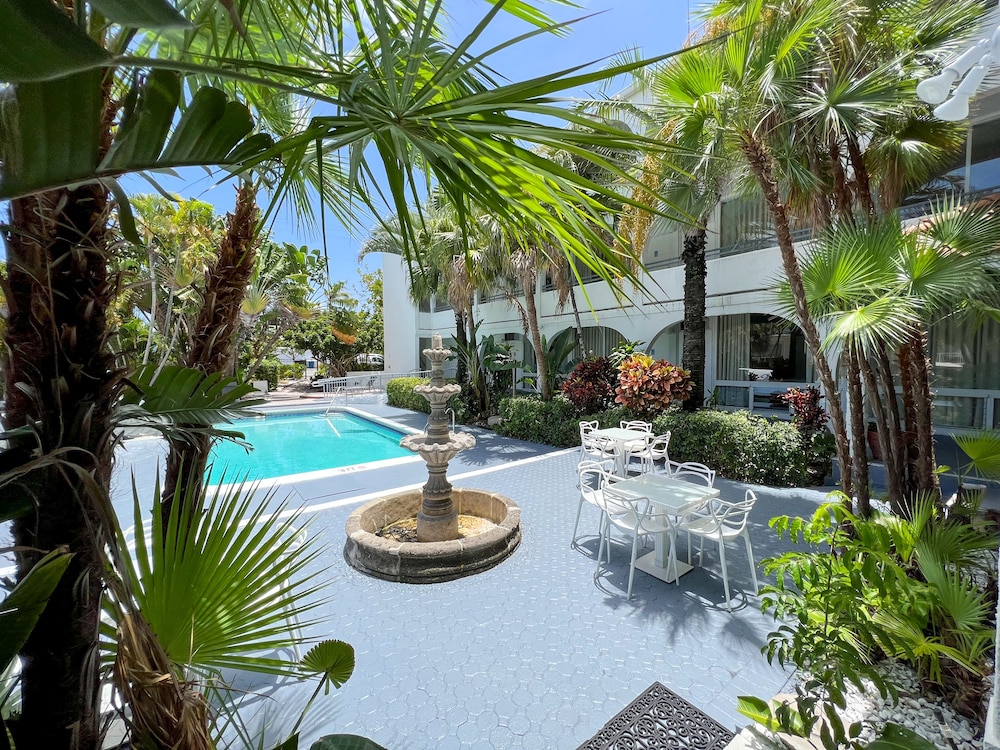 TropiRock A North Beach Village Resort Hotel - photo 36