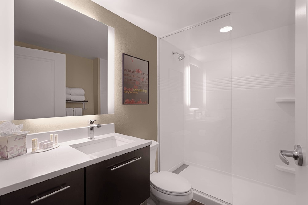 TownePlace Suites Charleston Mt. Pleasant - photo 16