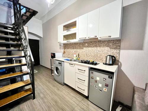Sweet Home In Old Tbilisi