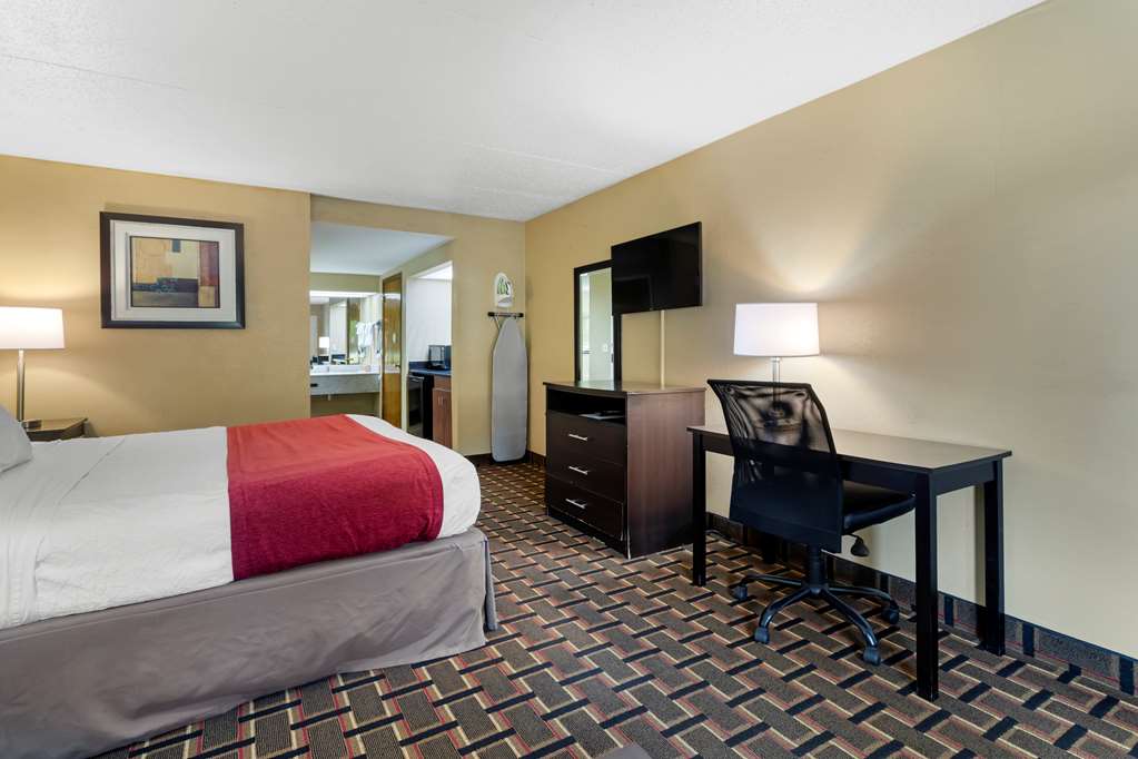SureStay Hotel by Best Western Lenoir City - photo 17