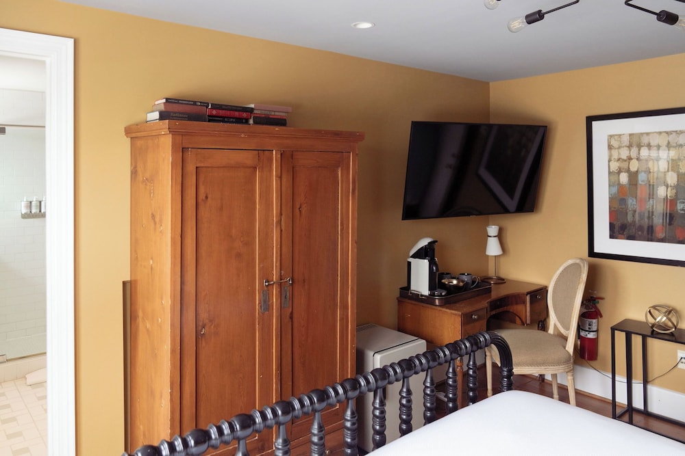The Clifton - photo 50