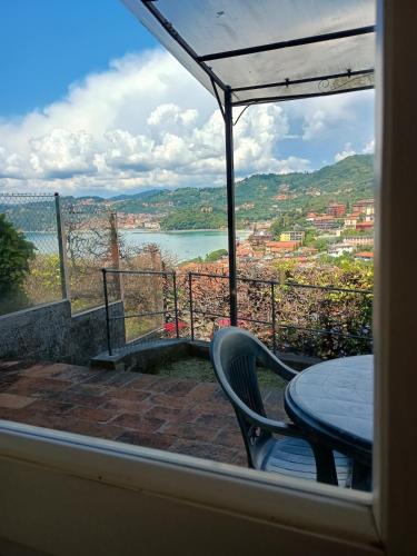 Sogno al mare con giardino e posto auto — 4-Star Luxury Hotel in Lerici, Italy