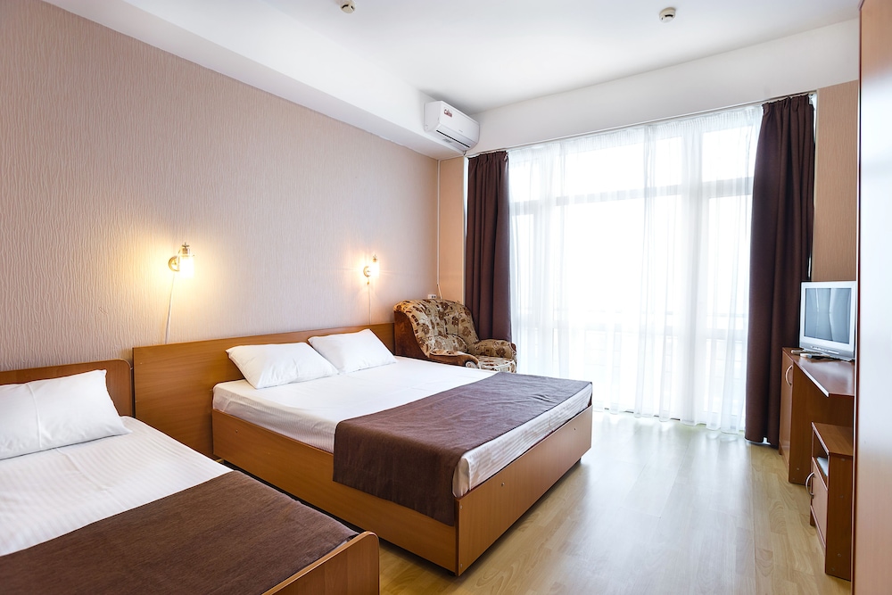 Hotel Atlantida - last minute hotel in Anapa