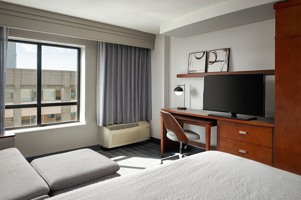 Courtyard by Marriott Washington Capitol Hill Navy Yard - photo 19