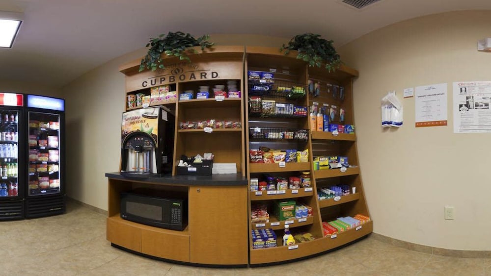 Candlewood Suites Baytown by IHG - photo 54