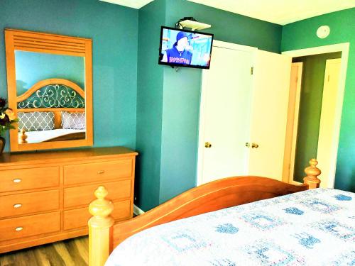 Hillbilly Hilton by RedAwning - photo 30