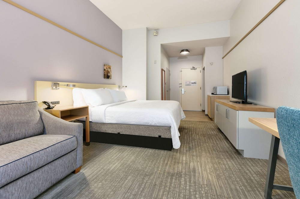 Hilton Garden Inn Irvine East Lake Forest - photo 16