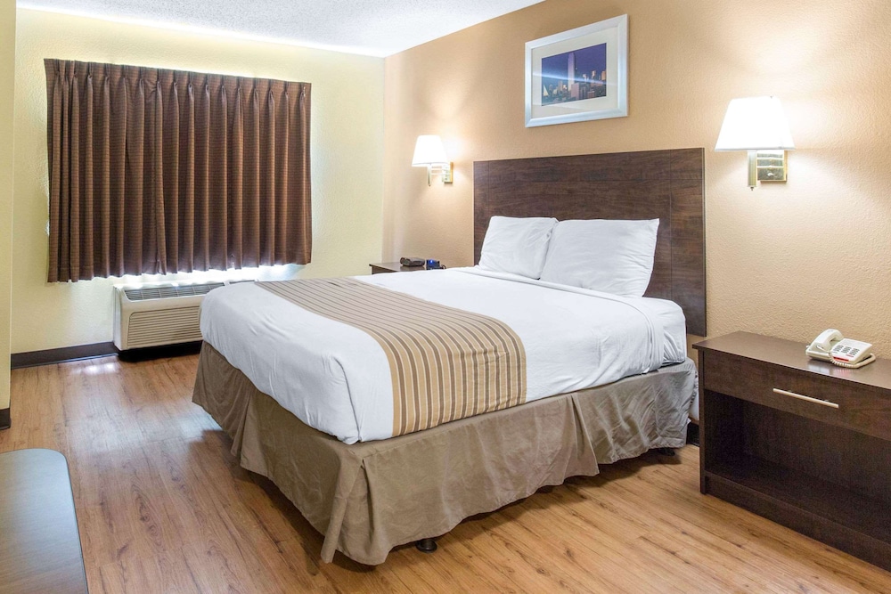 Hawthorn Extended Stay by Wyndham Lewisville - photo 5