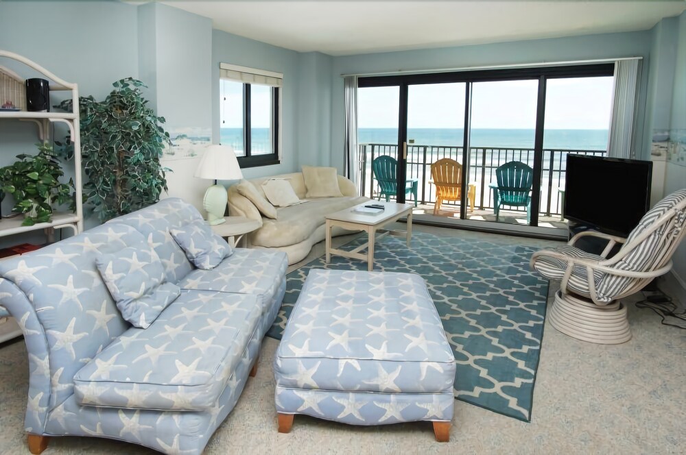 Springs Towers 401 by RedAwning - photo 7