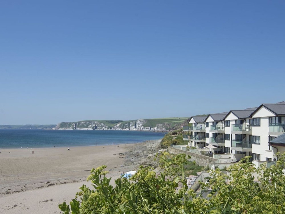 19 Burgh Island Causeway — 4-Star Luxury Hotel in Kingsbridge, United Kingdom