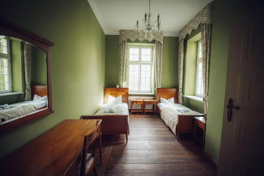 Pałac Borowa — Borowa — photo 3