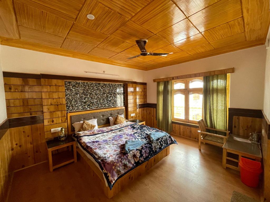 Hotel Thachung in Leh, India