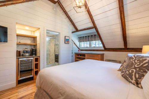 The Barnstead Inn - photo 7