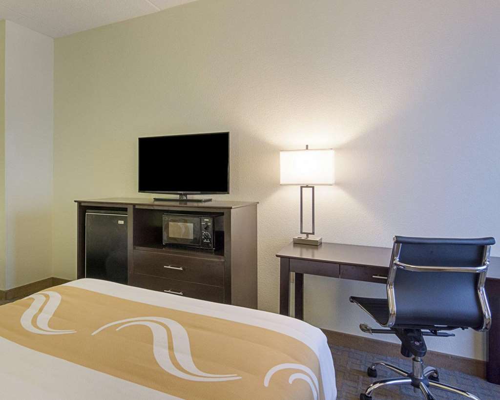 Quality Inn Richmond Airport - photo 16