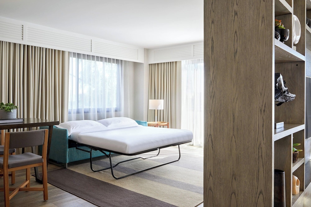 Westdrift Manhattan Beach Autograph Collection by Marriott - photo 23