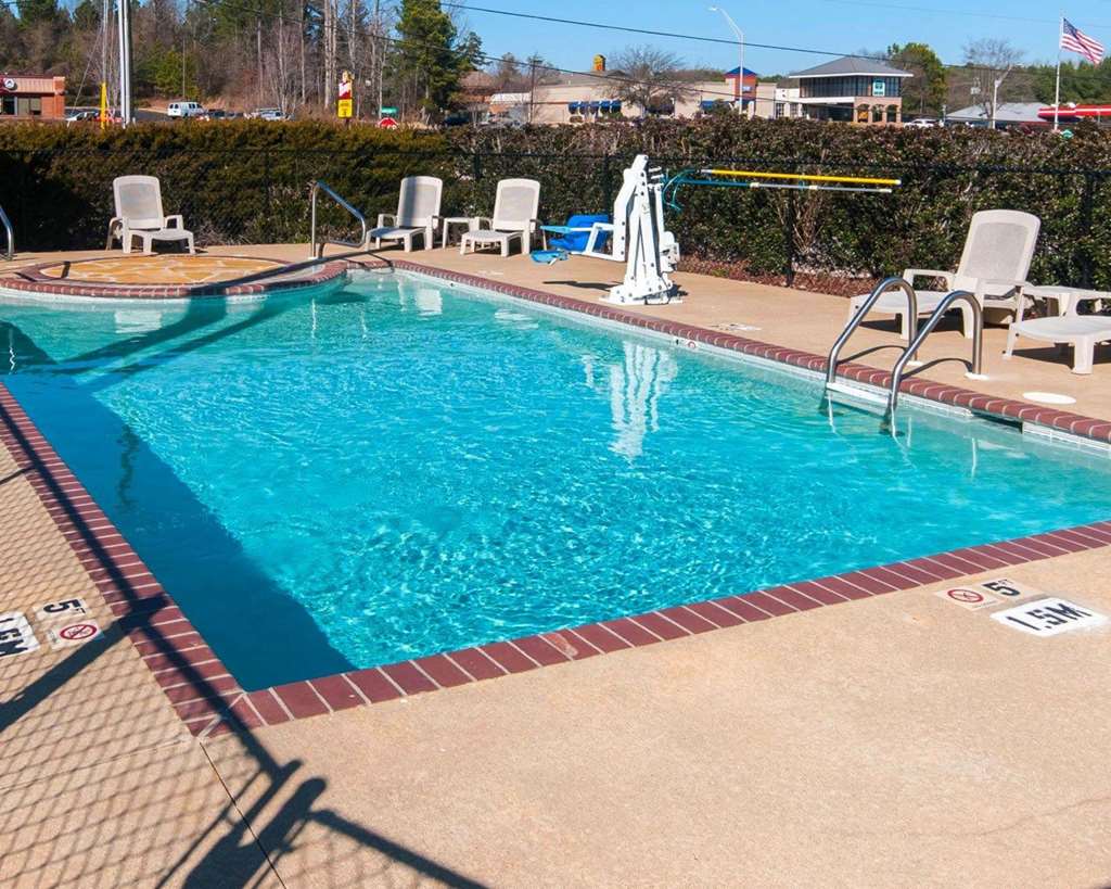 Comfort Inn & Suites LaGrange East - photo 18