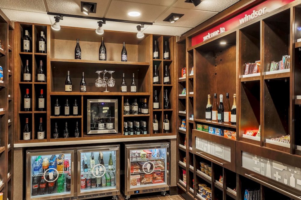 Hampton Inn & Suites Windsor Sonoma Wine Country - photo 44