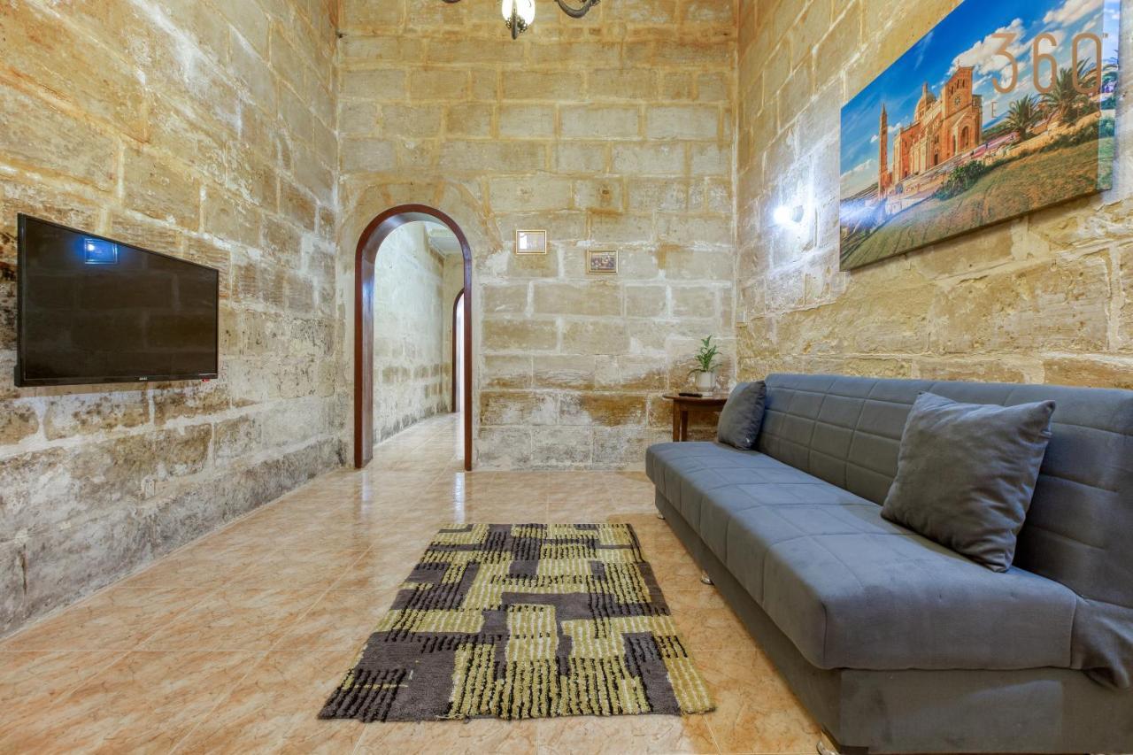 Authentic Townhouse with backyard in Sliema by 360 Estates — 4-Star Luxury Hotel in Sliema, Malta