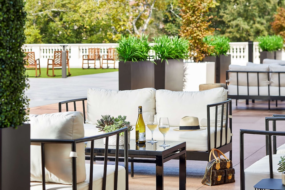 The Hamilton Alpharetta Curio Collection by Hilton - photo 30