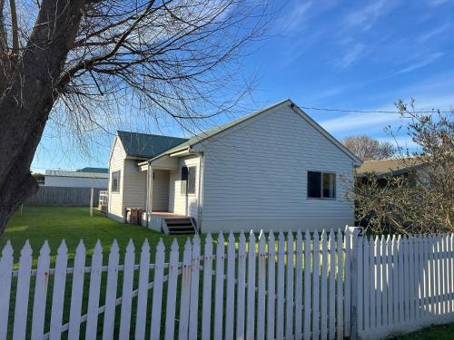 Mays Place at Cape Woolamai — hotel in Cape Woolamai