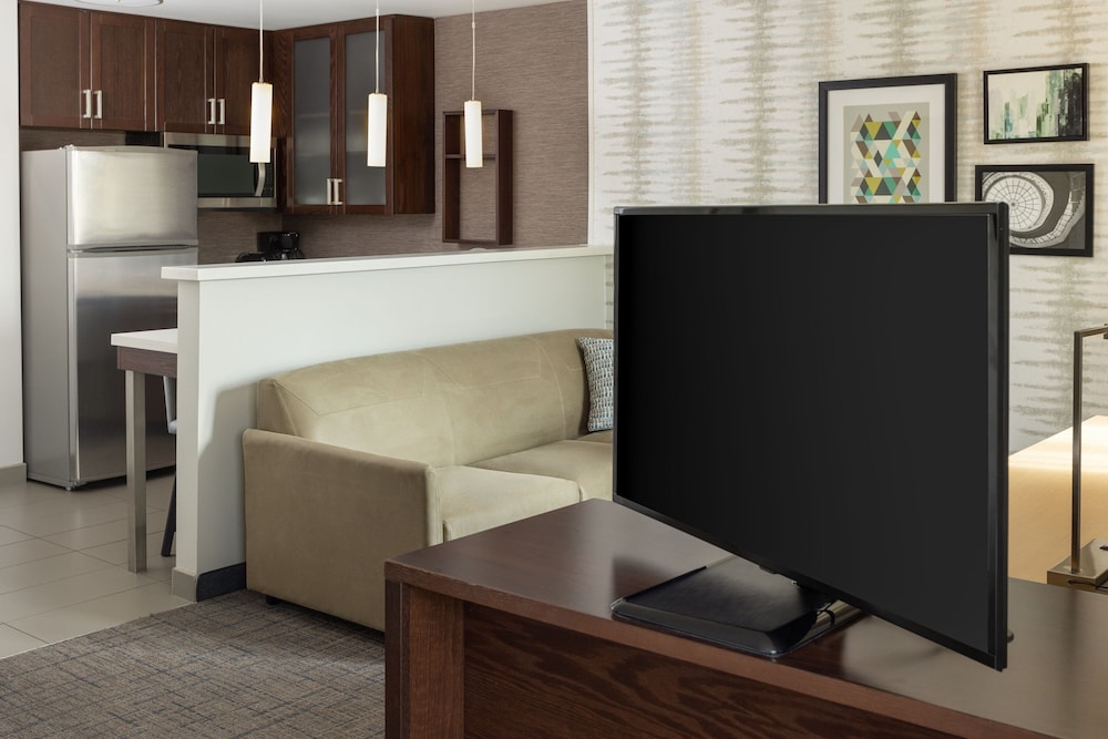 Residence Inn by Marriott Kansas City at The Legends - photo 18