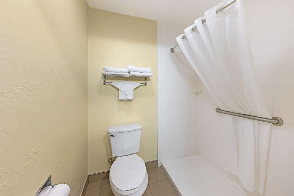 Best Western Greentree Inn & Suites - photo 23