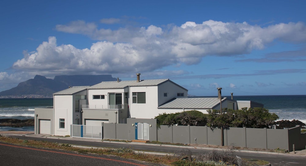 Primary image