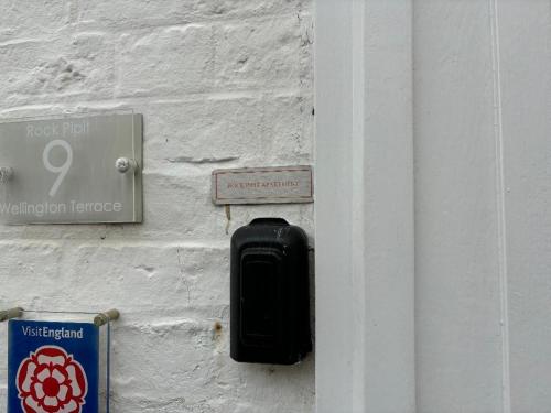 Central Whitby Ground Floor Dog Friendly Apartment Ideally Situated to Amenities Quiet Comfortable Location with Outside Space