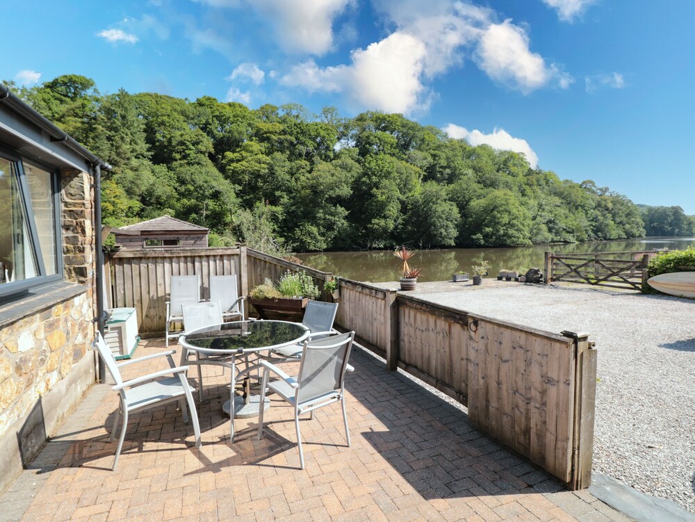 Mallard Cottage — 4-Star Luxury Hotel in Totnes, United Kingdom