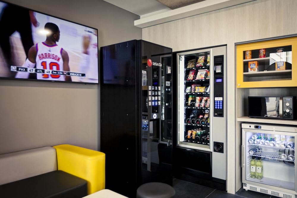 Premiere Classe Geneve Aeroport Prevessin — Ferney Voltaire