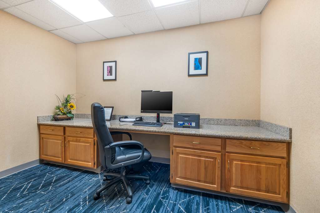 Comfort Suites Louisville Airport - photo 26
