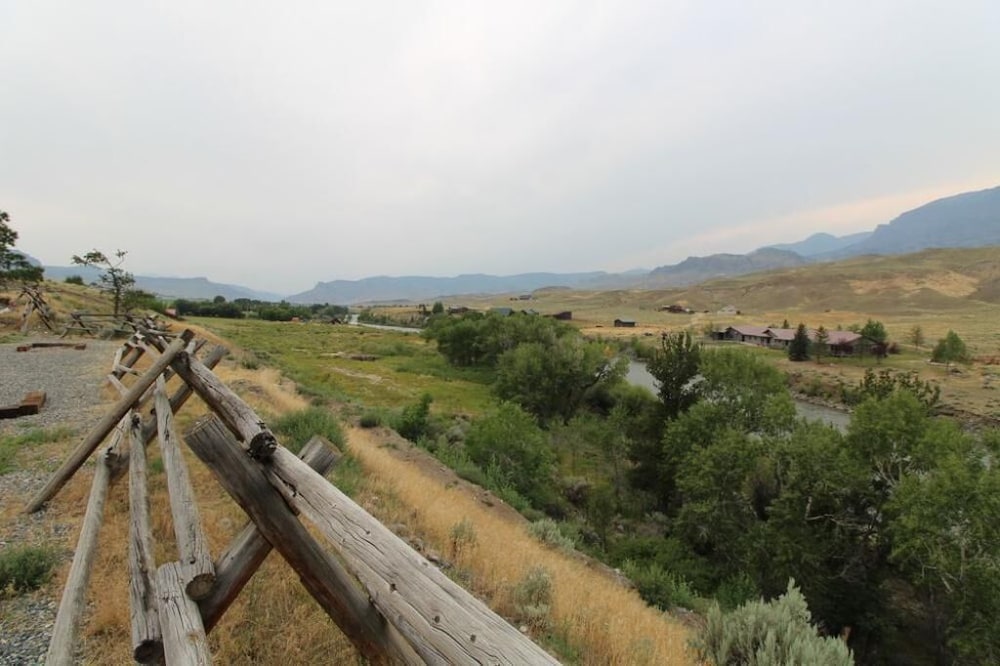 The Historic Wapiti Lodge - photo 129