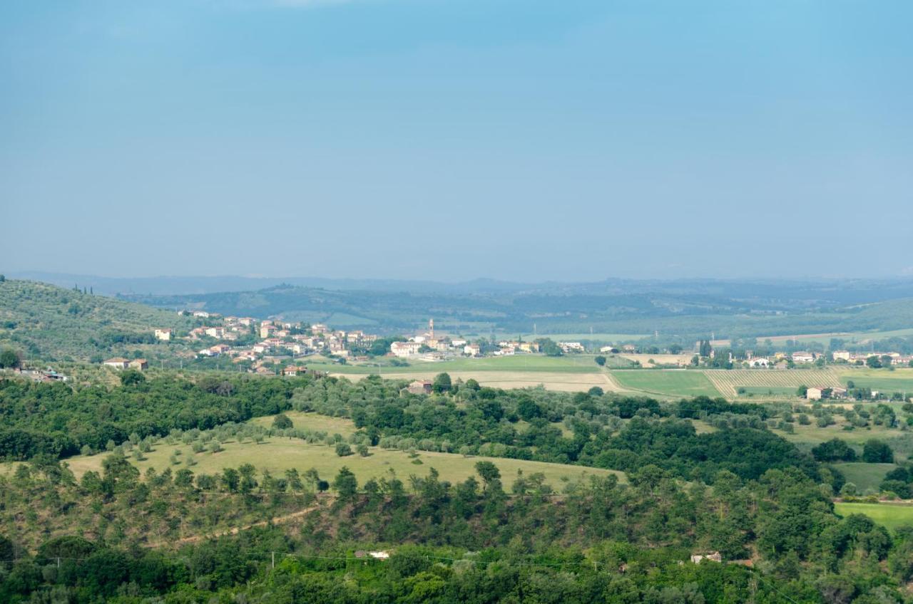 Locazione turistica ex Le Casette Di Cedromonte — 4-Star Luxury Hotel in Panicale, Italy
