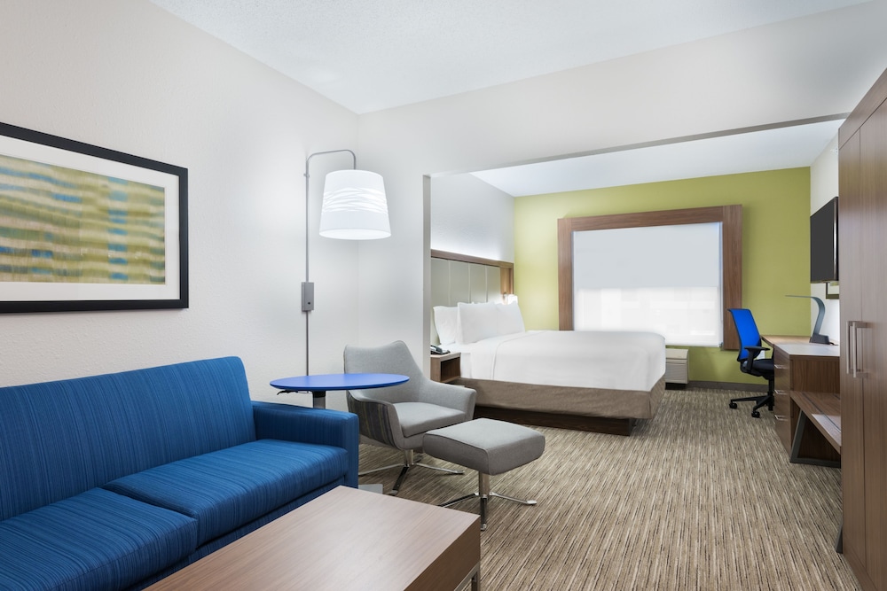 Holiday Inn Express & Suites Columbus Airport East by IHG - photo 13