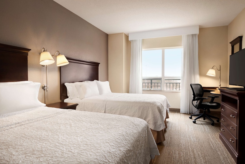 Hampton Inn & Suites Washington Dulles International Airport - photo 11