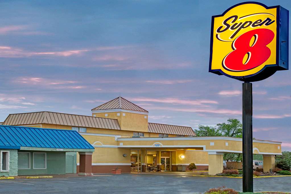 Super 8 by Wyndham Wheat Ridge Denver West - featured photo