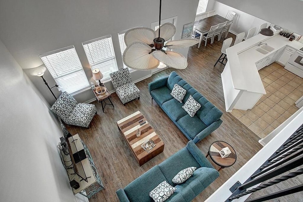 A Lime In The Sand by Silver Sands Vacation Rentals — 4-Star Luxury Hotel in Port Aransas, United States
