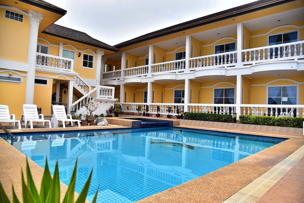 Sun Beach Hotel — hotel in Prachuap Khiri Khan