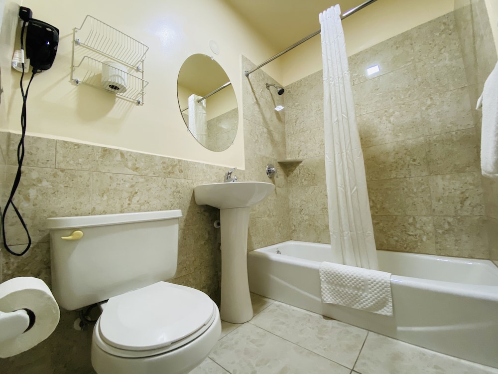 A1a Super Inn - photo 17