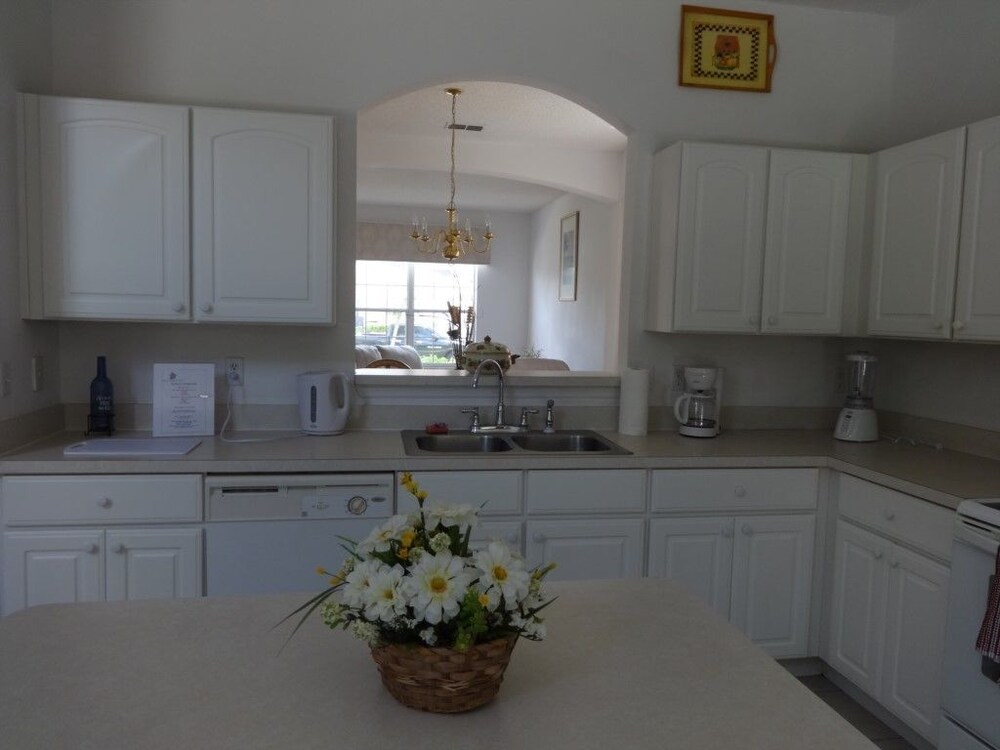 Terra Verde Resort 4699 Seven Bedroom Townhome with Private Pool - photo 29