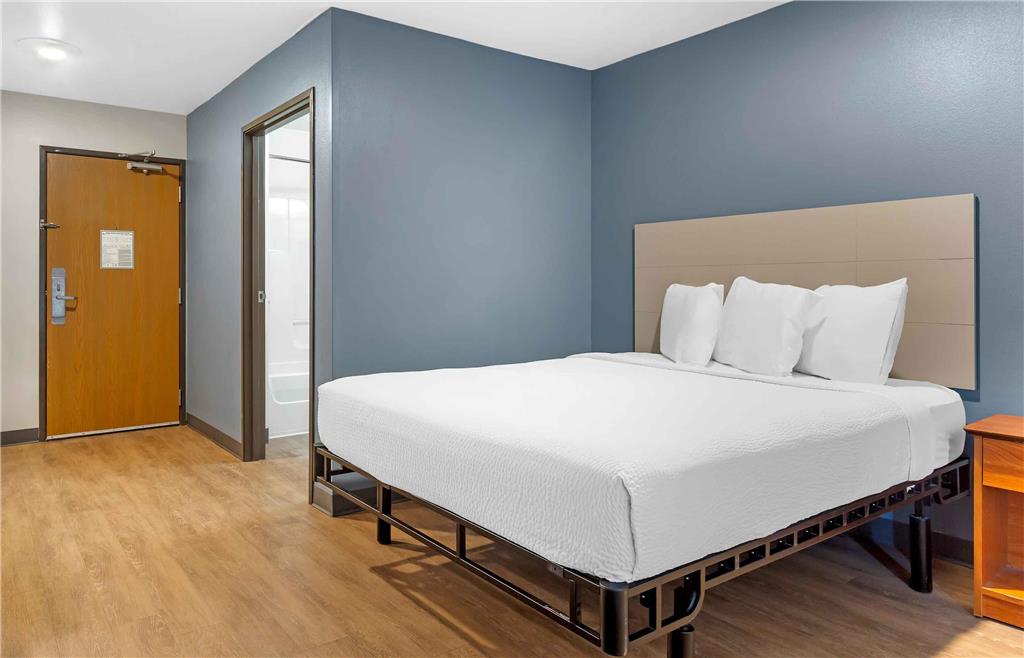 WoodSpring Suites Fort Myers Southeast - photo 5