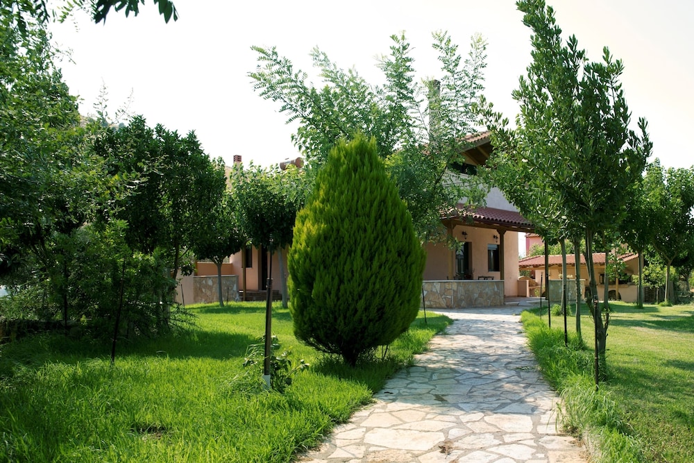 Agrotospita Country Houses — 4-Star Luxury Hotel in Nafplio, Greece