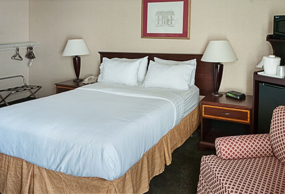 Cincy Hotel - photo 19