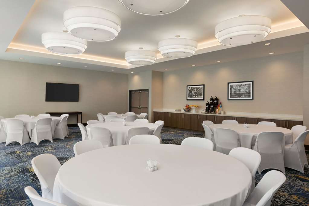 La Quinta Inn & Suites by Wyndham Rock Hill - photo 52