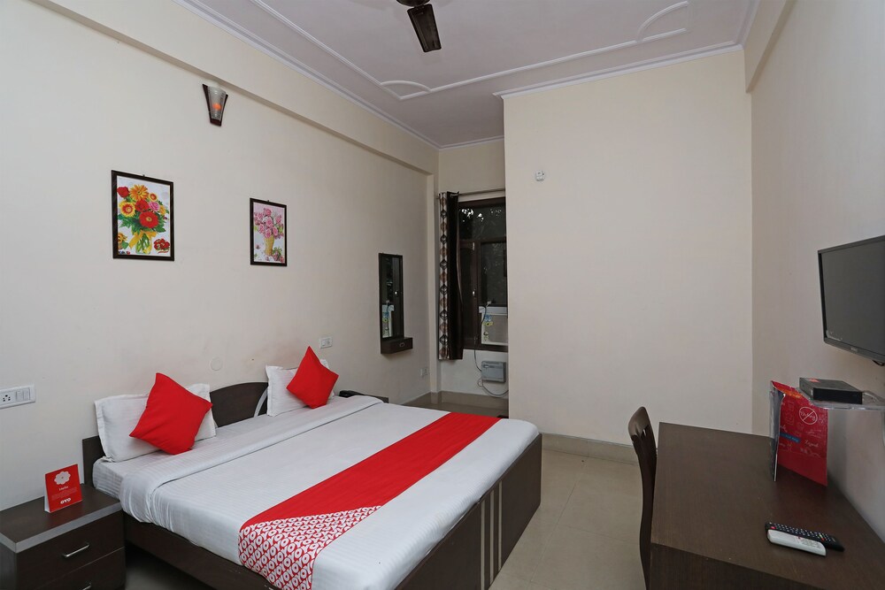 OYO 30933 Moriya Palace in Roorkee, India