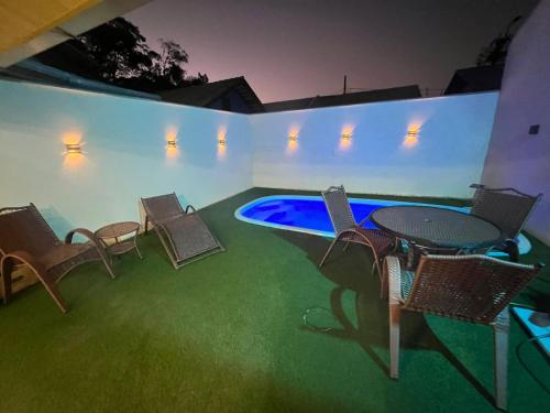 Geminado com piscina in Barra Velha, Brasil