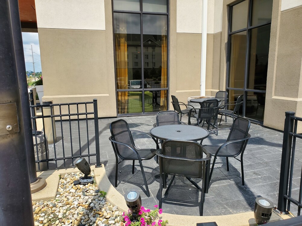 Holiday Inn Express Springfield by IHG - photo 45