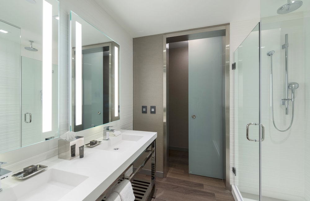 AC Hotel by Marriott Worcester - photo 20