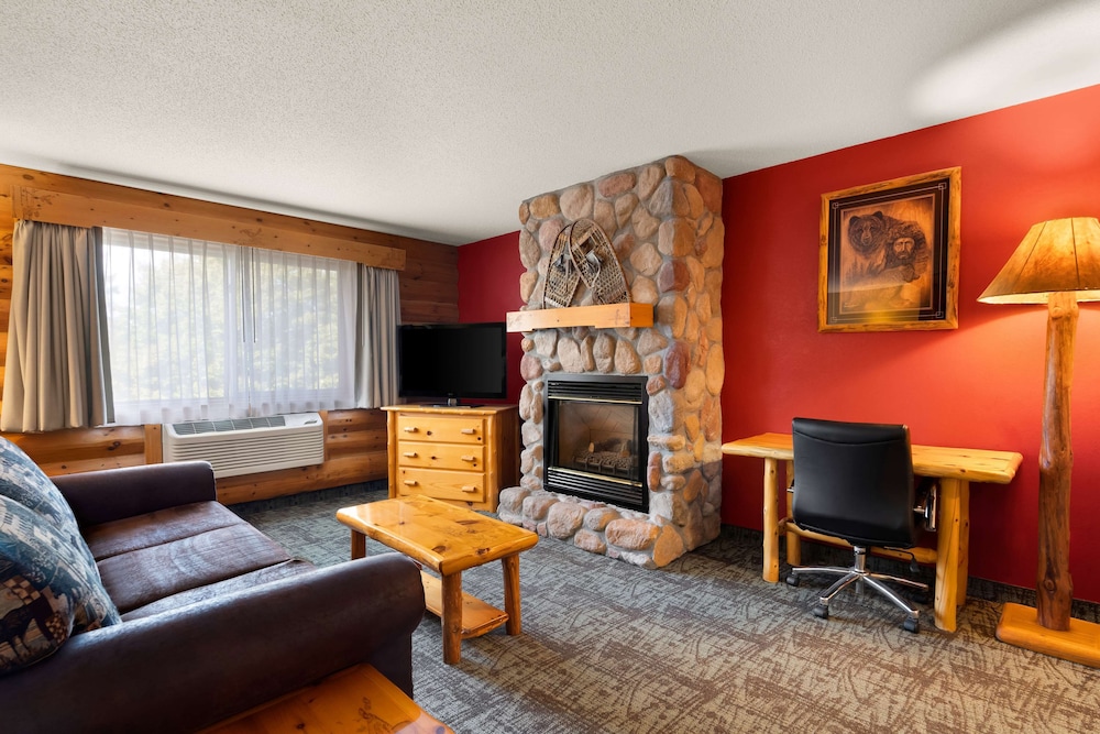 Best Western Northwoods Lodge - photo 4